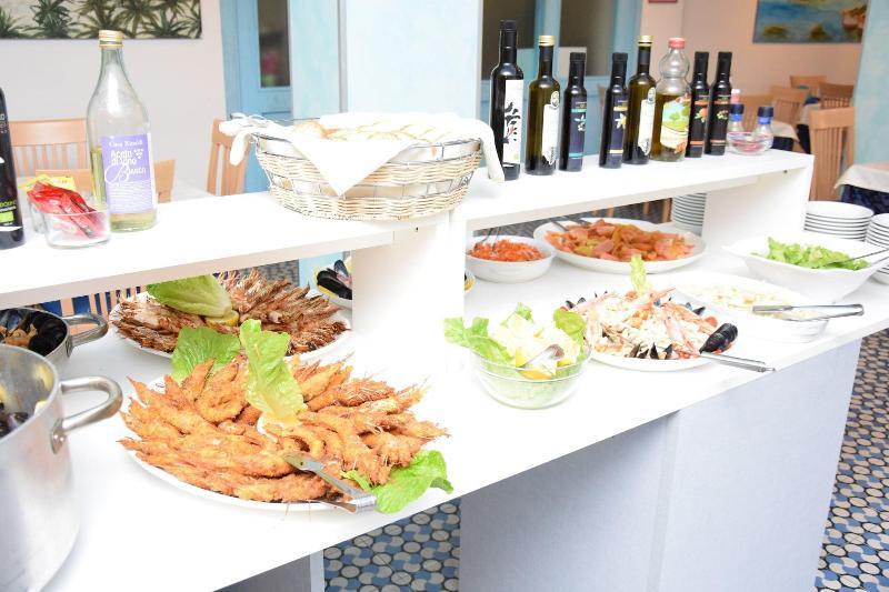 Hotel Petite Fleur Alba Adriatica Eksteriør bilde