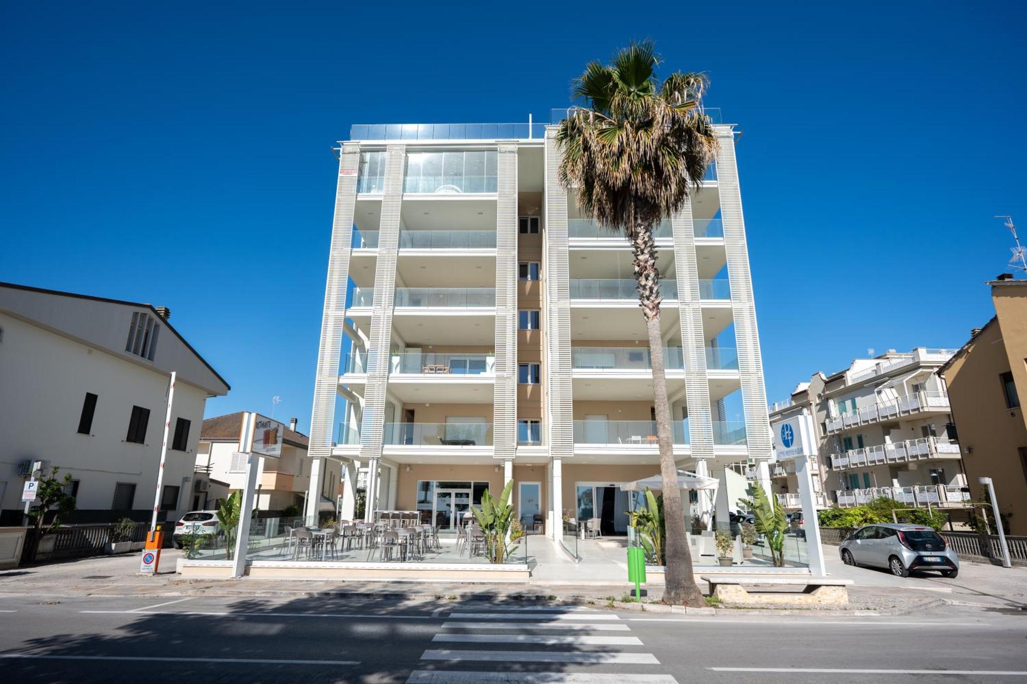 Hotel Petite Fleur Alba Adriatica Eksteriør bilde